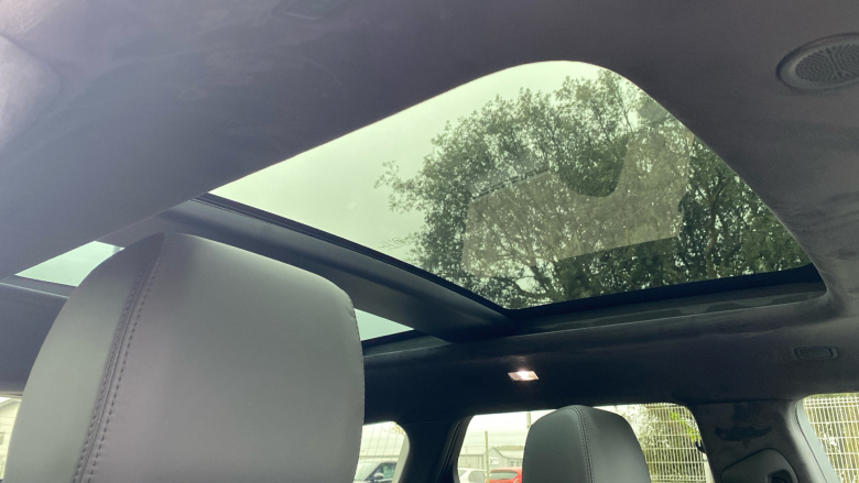 Land Rover Range Rover Evoque 1.5 P270e Autobiography 5dr Auto [Revised] Hatchback